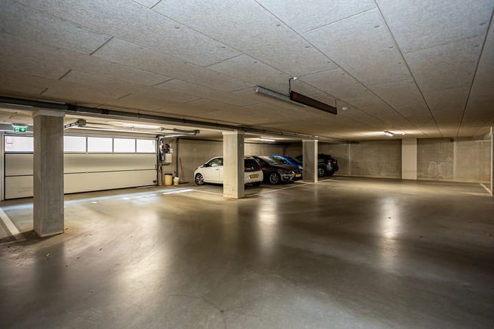 Foto 41 van Dorpsplein 24