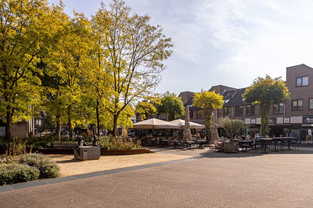 Foto 43 van Dorpsplein 24