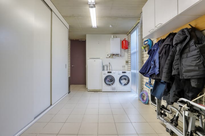 Photo 17 of Joosstraat 31