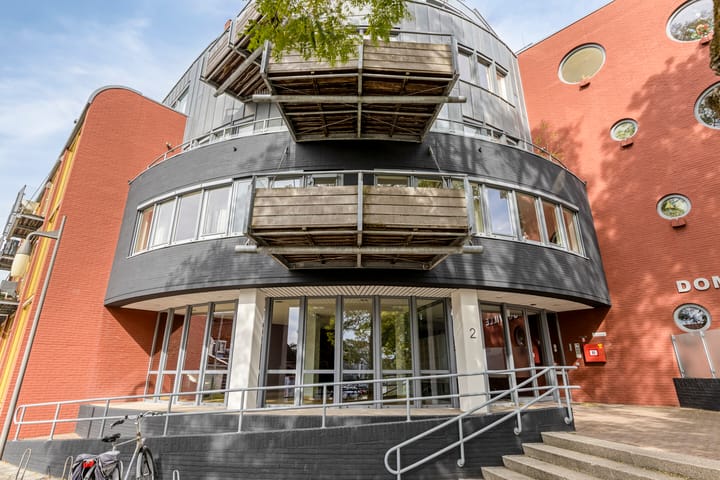 Photo 2 of Oostsingel 2-12