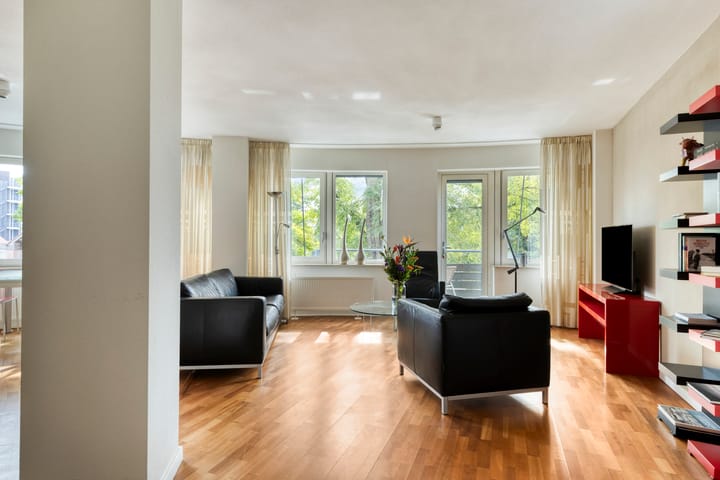 Photo 7 of Oostsingel 2-12