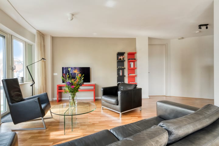 Photo 12 of Oostsingel 2-12