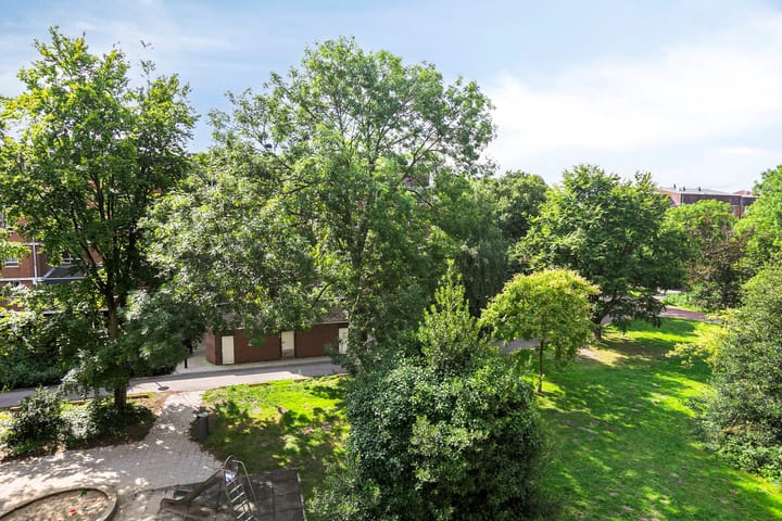 Foto 23 van Leusdenhof 240