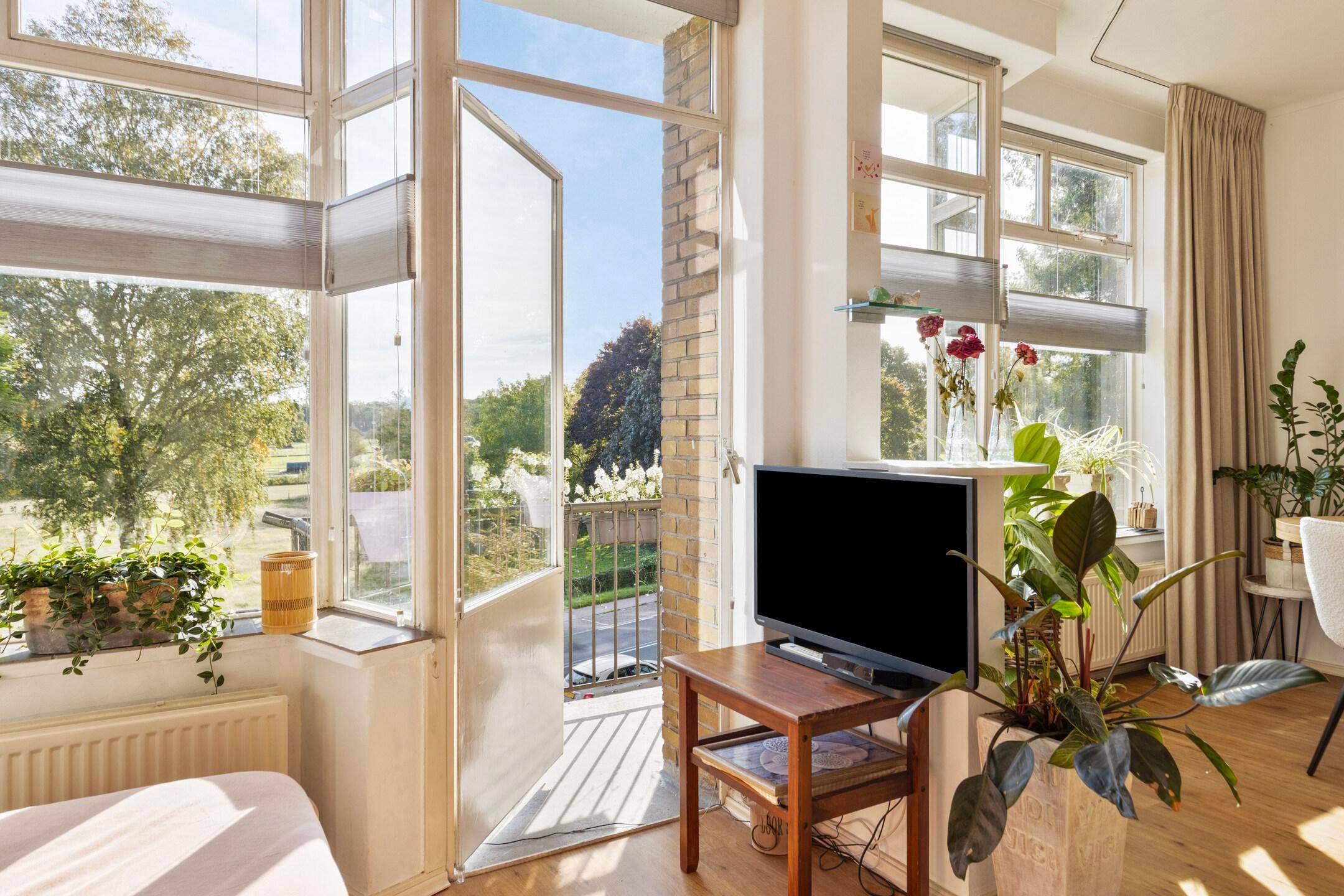 Foto 15 van Diedenweg 101-II