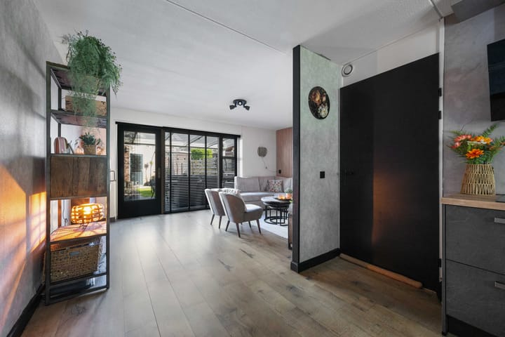 Photo 16 of Steenbreek 61