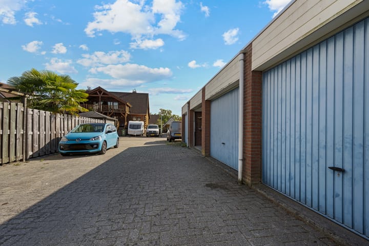 Photo 39 of Steenbreek 61