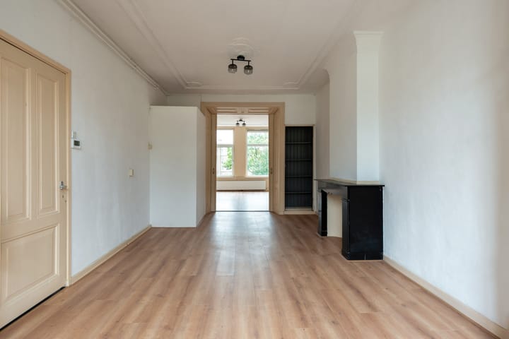 Foto 10 van De la Reyweg 38