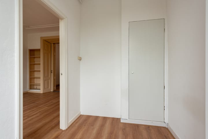 Foto 19 van De la Reyweg 38