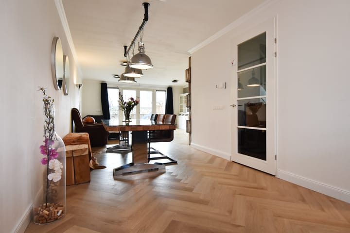 Photo 10 of Vossenzoom 253