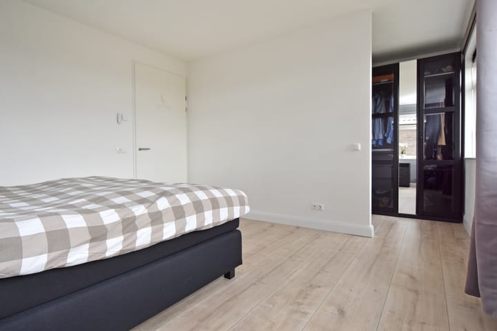 Photo 46 of Vossenzoom 253