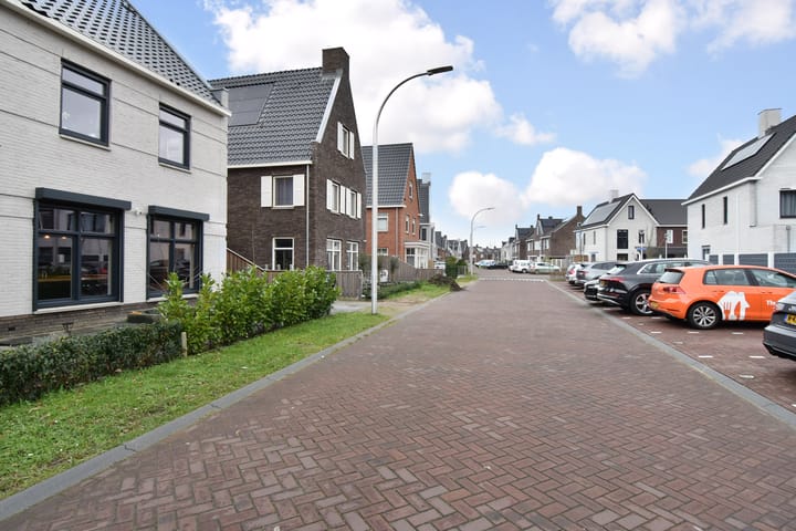 Photo 55 of Vossenzoom 253