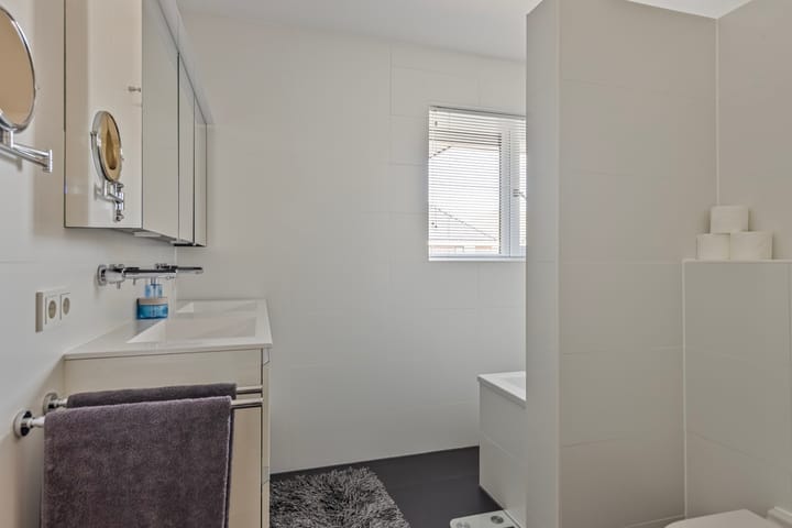 Photo 20 of W F de Boerstraat 23