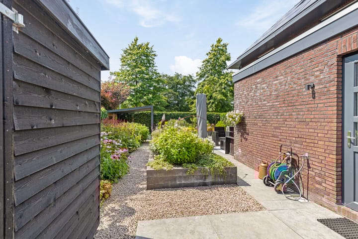 Photo 33 of W F de Boerstraat 23