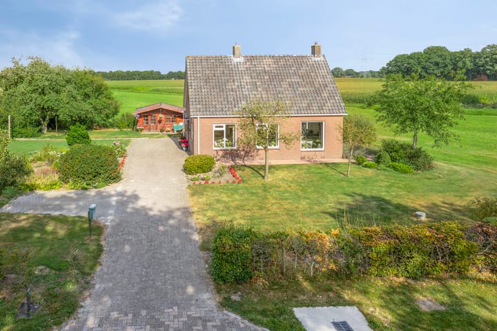 Foto 2 van Oosterhesselerweg 9