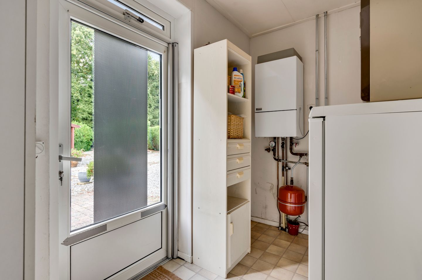 Foto 10 van Dokter Limpensstraat 44