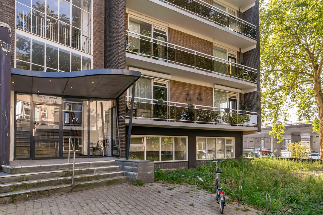 Foto 11 van Bergstraat 111