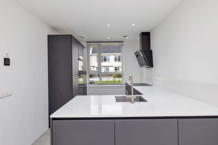 Foto 16 van Karimunstraat 24