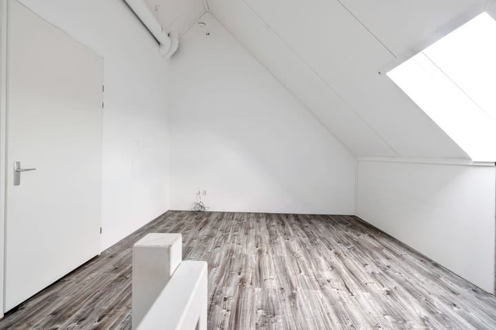 Foto 38 van Karimunstraat 24