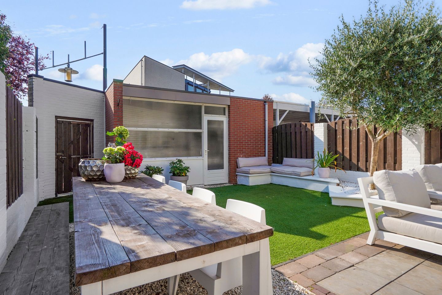 Foto 20 van Schout van der Dussensingel 23