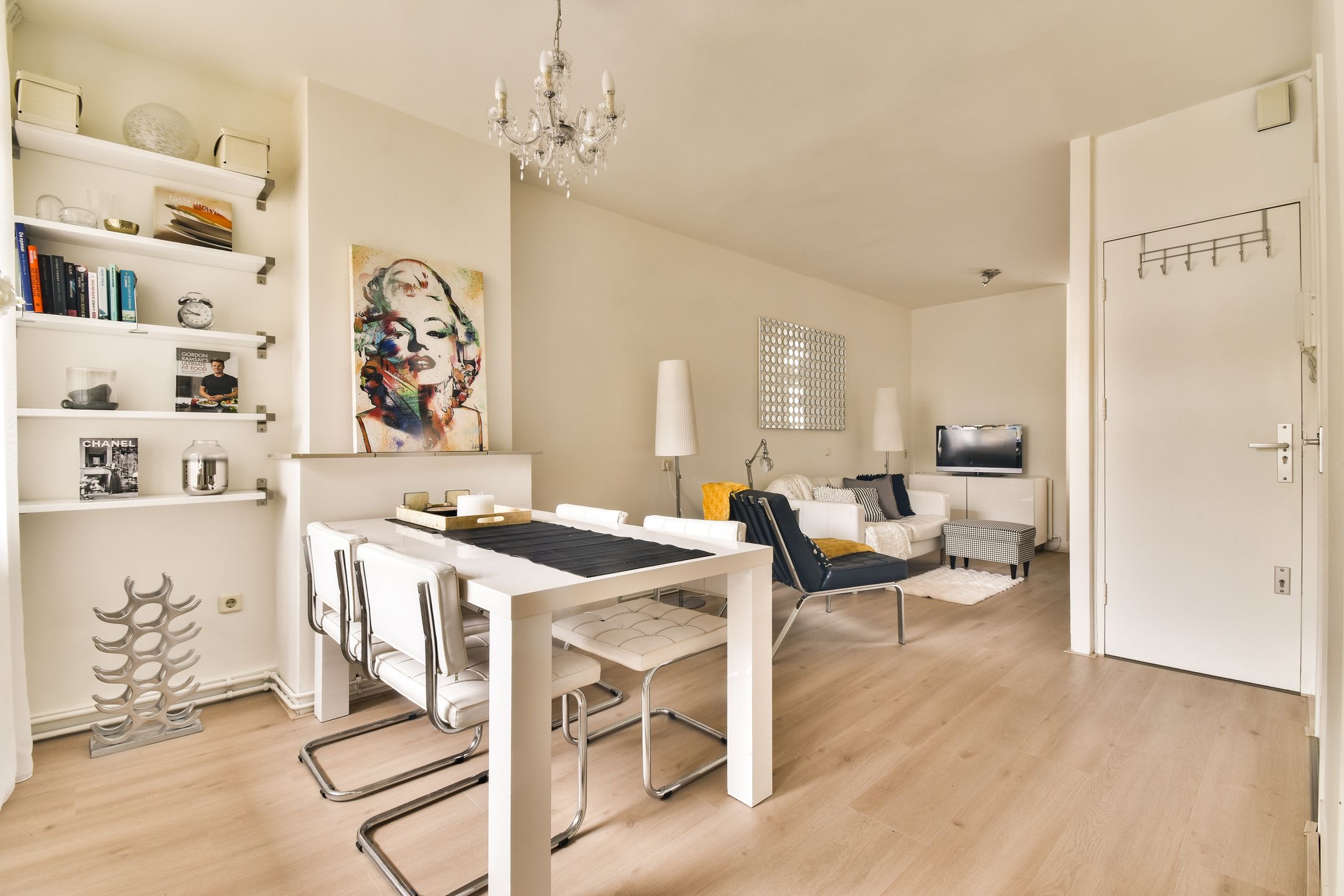 Photo 6 of Joan Melchior Kemperstraat 109-2