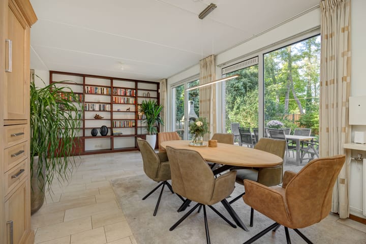 Photo 11 of Lindenlaan 23