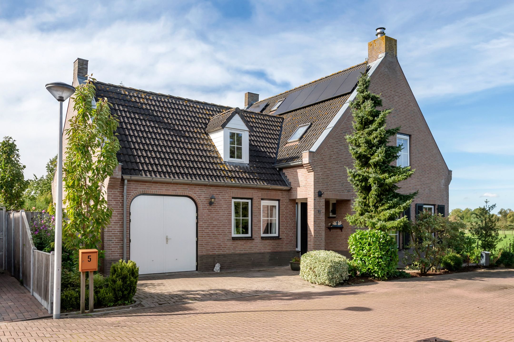 Foto 6 van Overwijker Maat 5