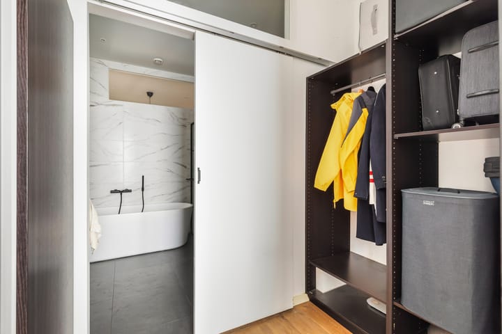 Photo 23 of Bergweg 307-A