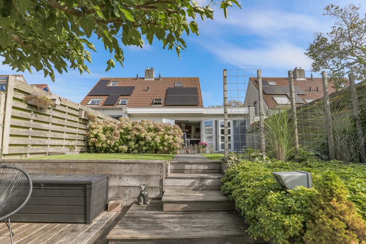 Foto 2 van Binnenhof 4