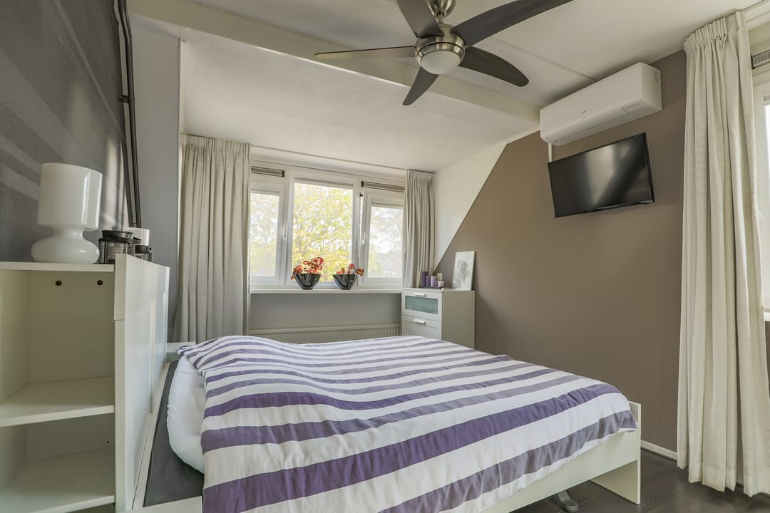 Photo 32 of Binnenhof 4