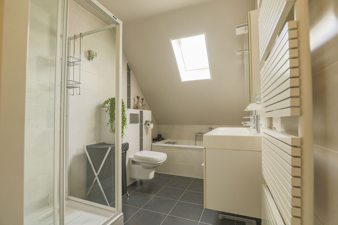 Photo 35 of Binnenhof 4