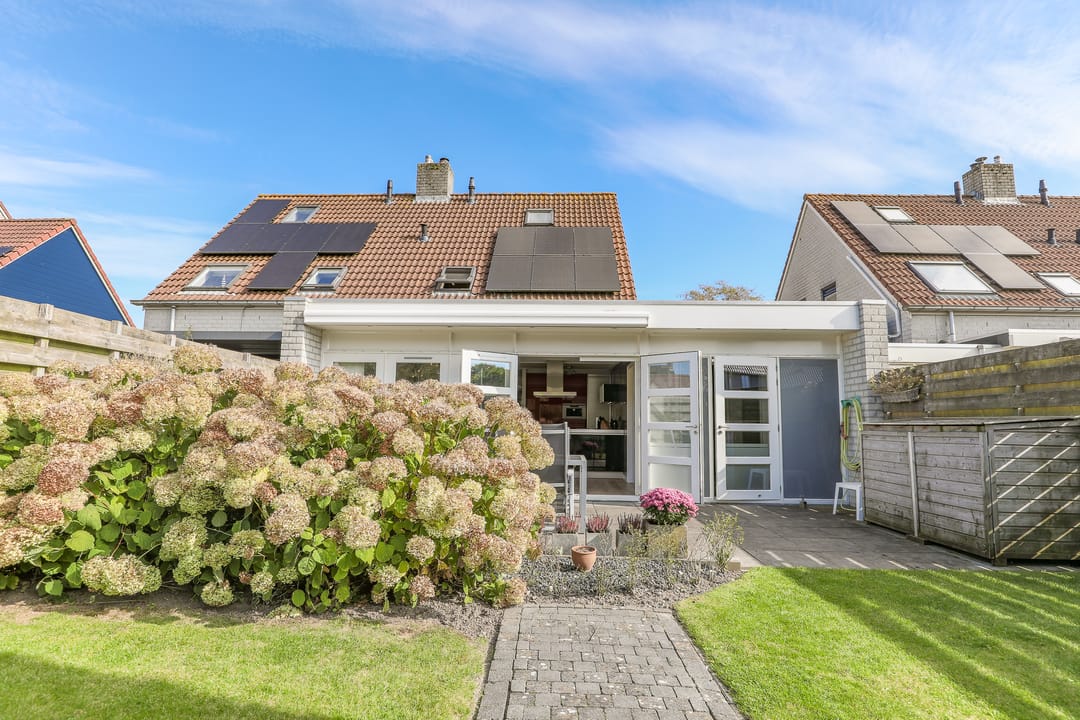 Photo 43 of Binnenhof 4