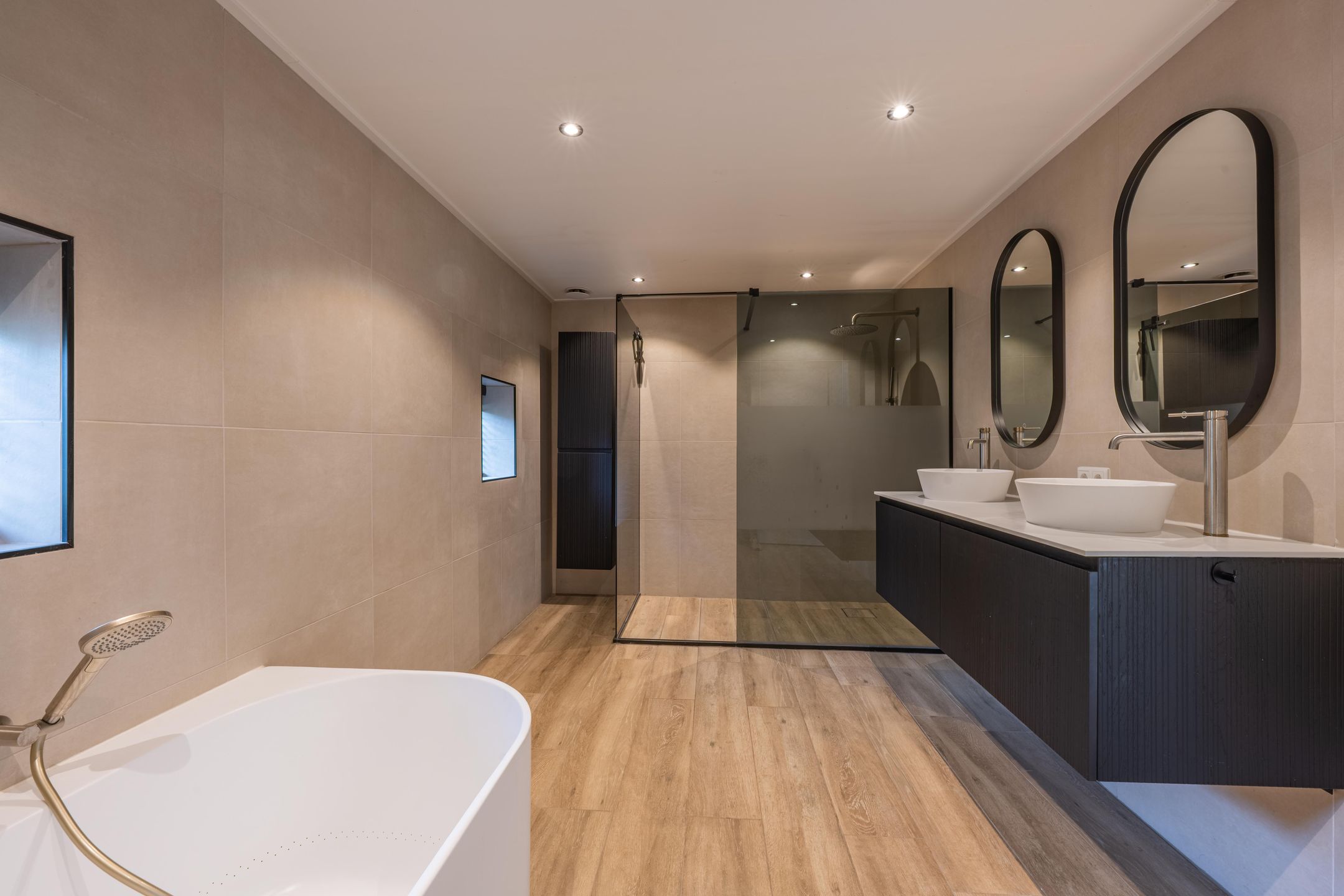 Photo 3 of Heerstraat 38