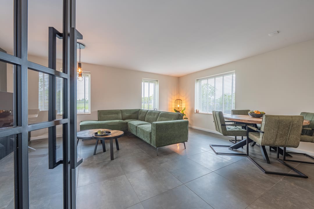 Photo 11 of Heerstraat 38