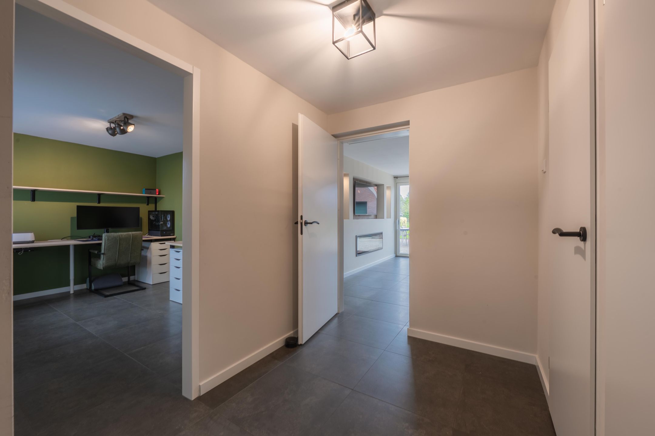 Photo 21 of Heerstraat 38