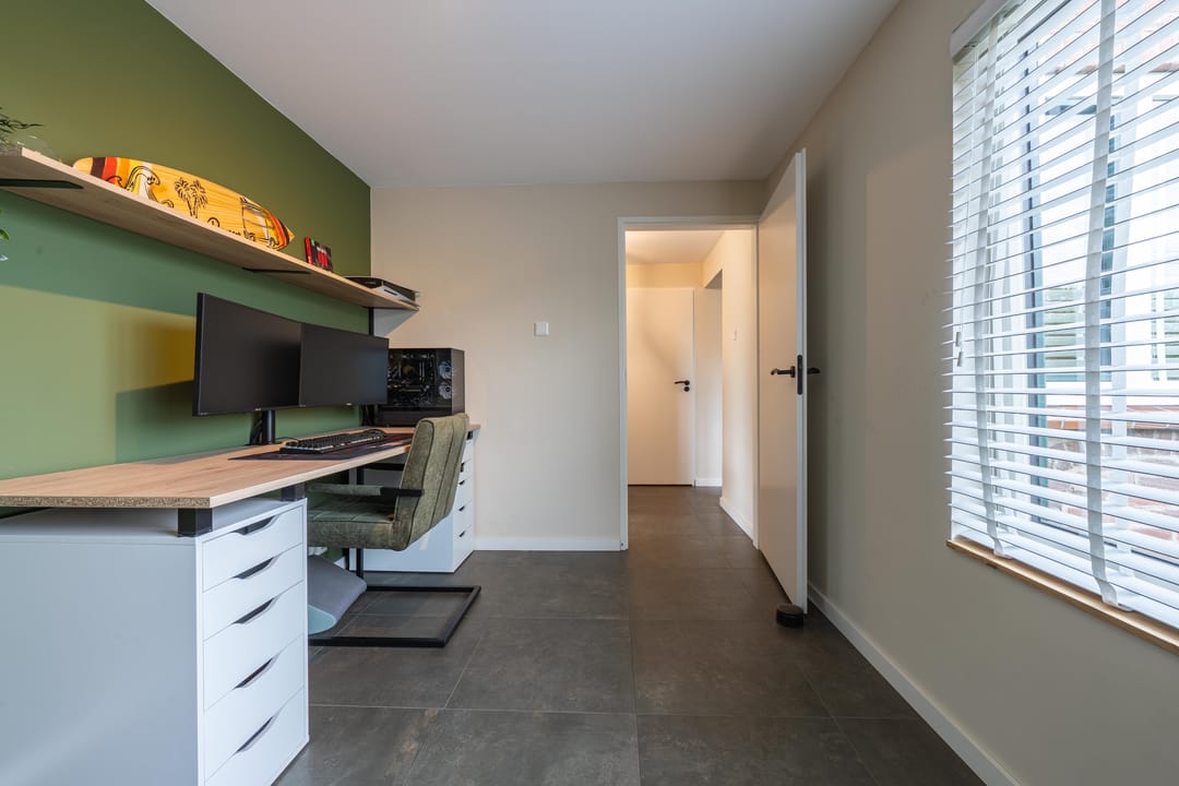 Photo 23 of Heerstraat 38