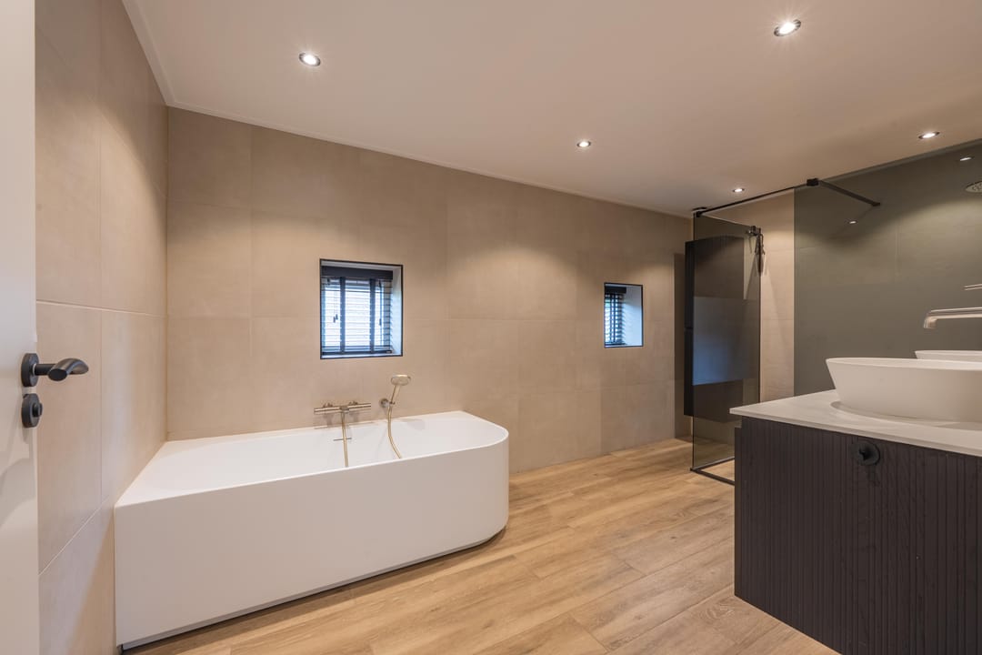 Photo 32 of Heerstraat 38