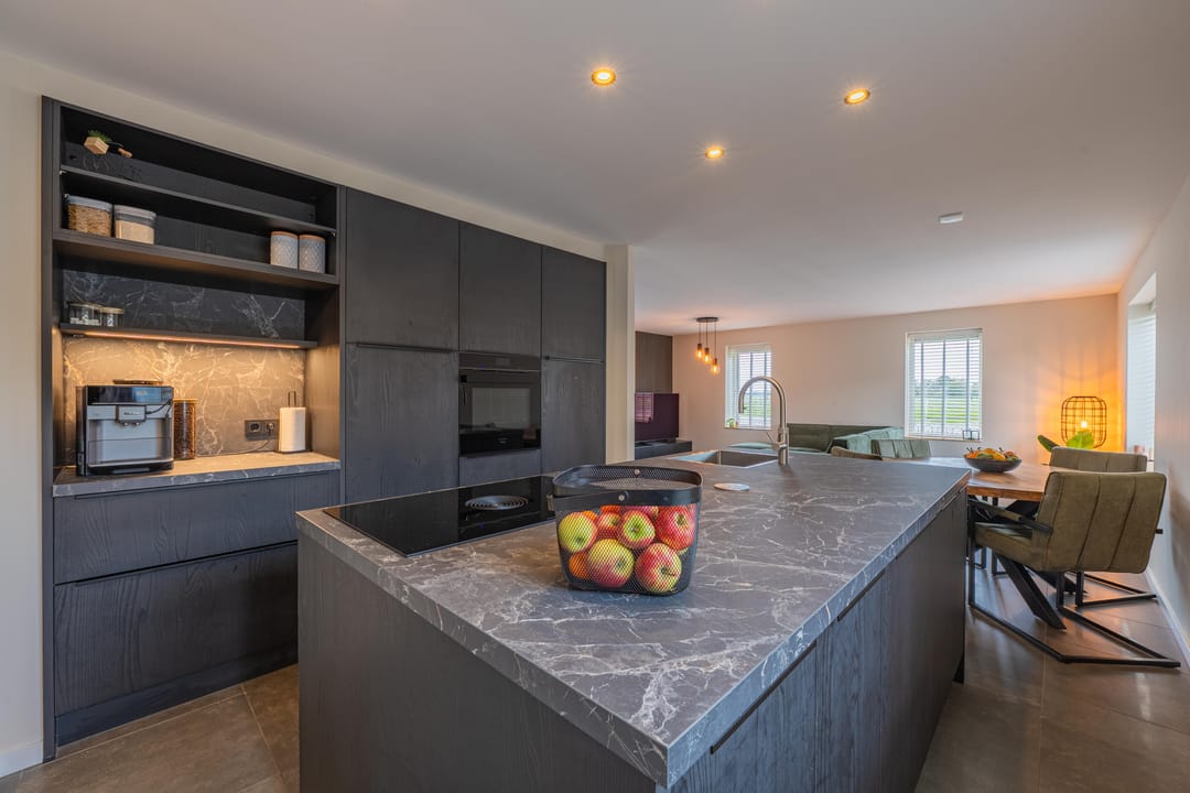 Photo 7 of Heerstraat 38