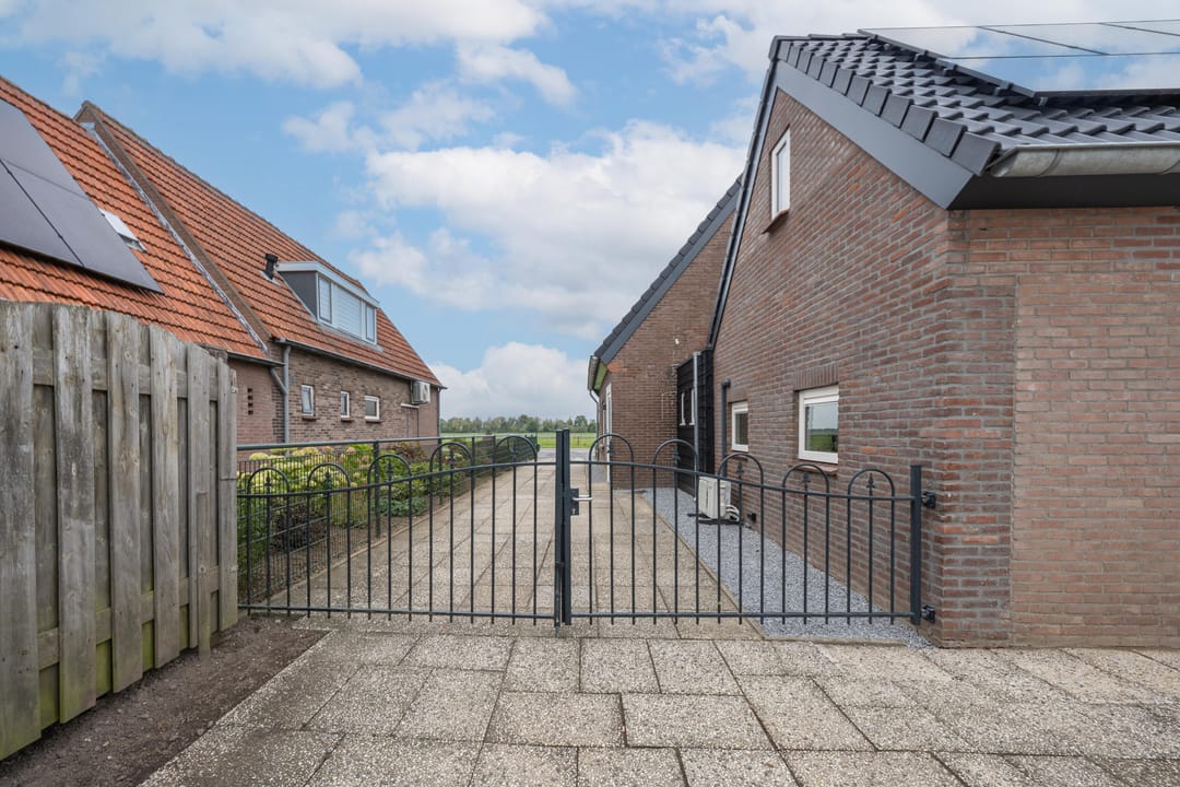 Photo 71 of Heerstraat 38