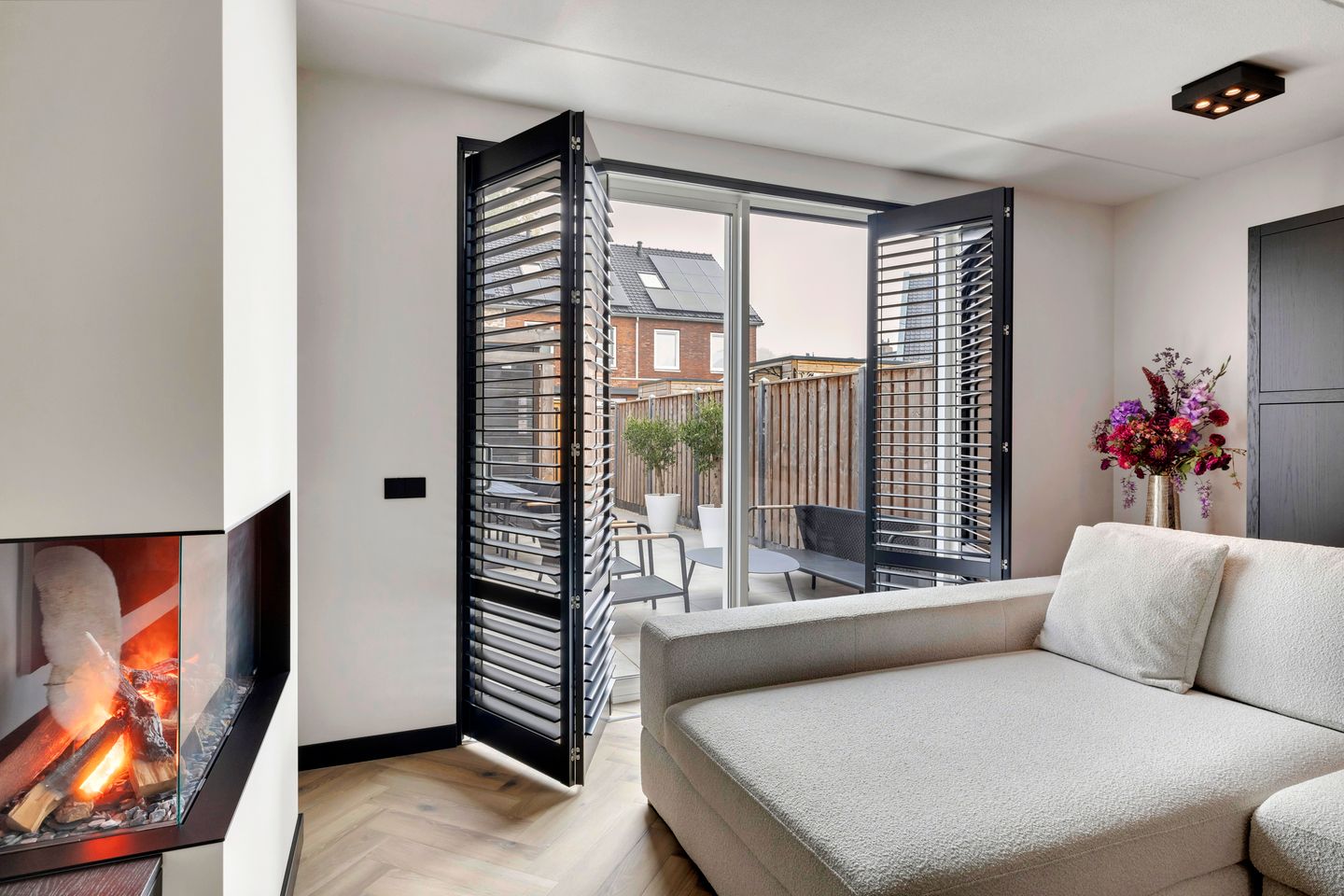 Photo 20 of Postwagen 8