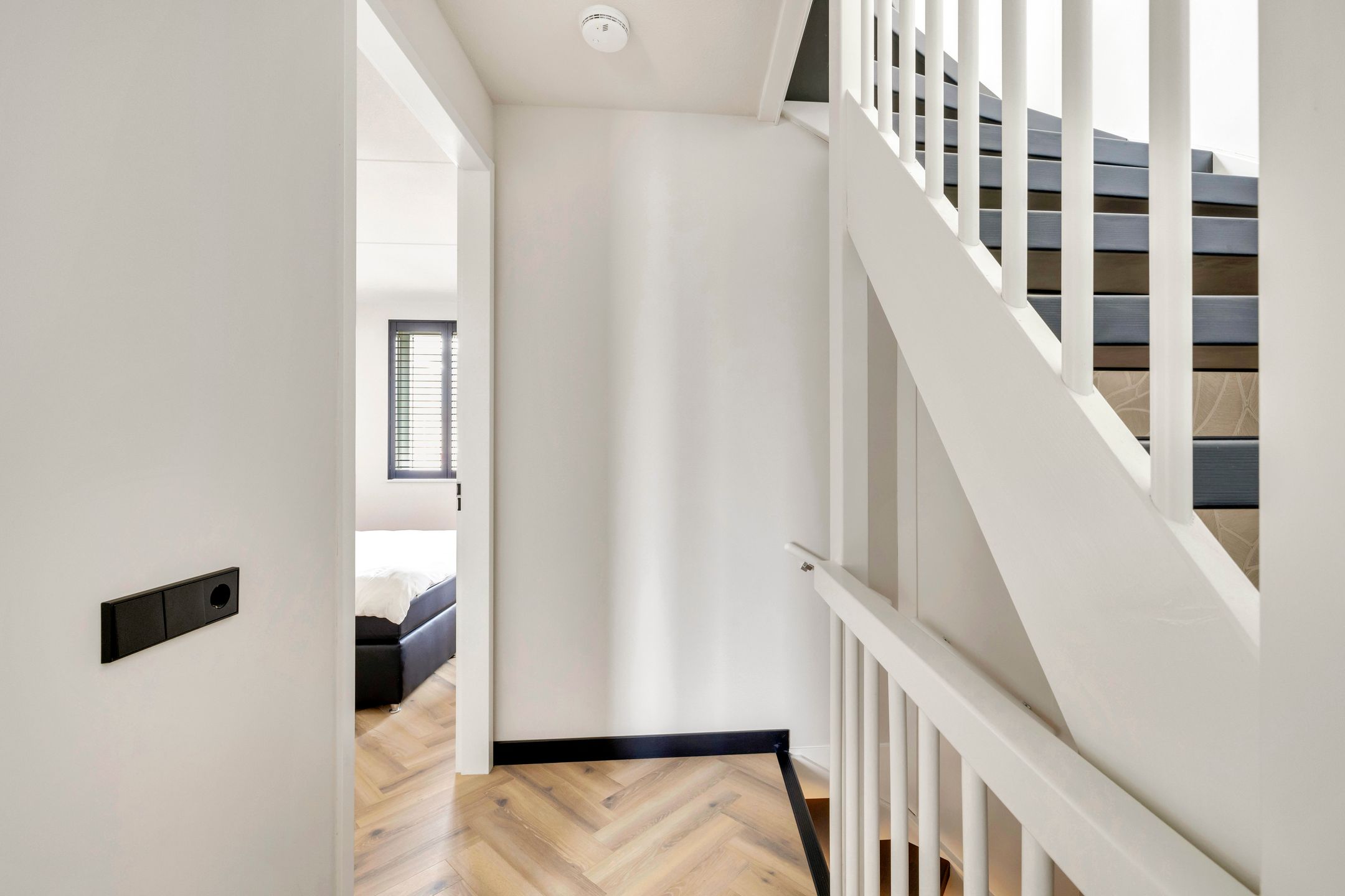 Photo 30 of Postwagen 8