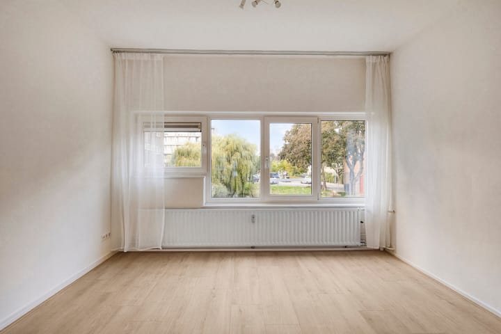 Foto 15 van Julianaplantsoen 167