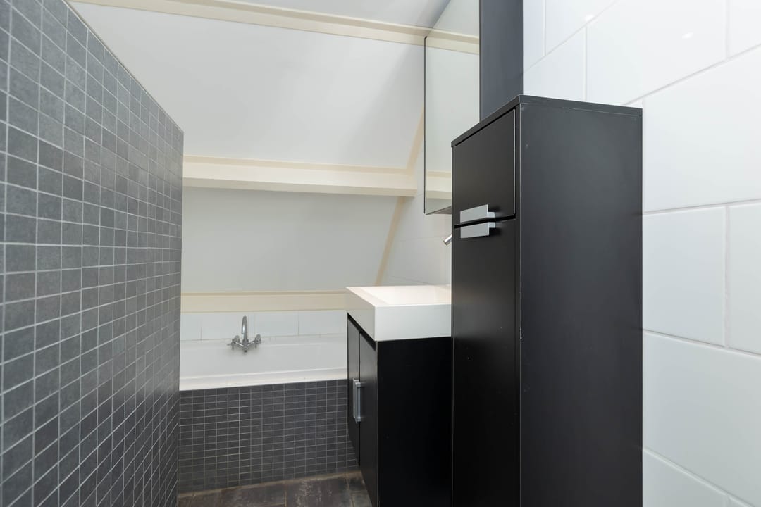 Foto 32 van van Leeuwenhoekstraat 31