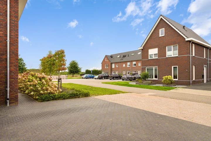 Foto 68 van Horstenweg 35