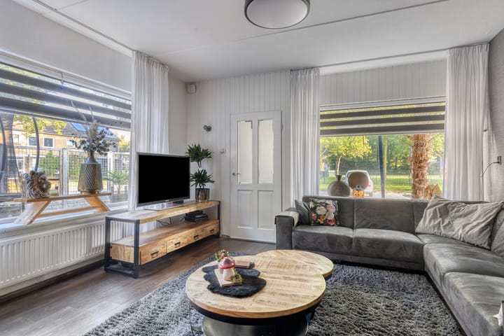 Photo 2 of Nasakonstraat 2