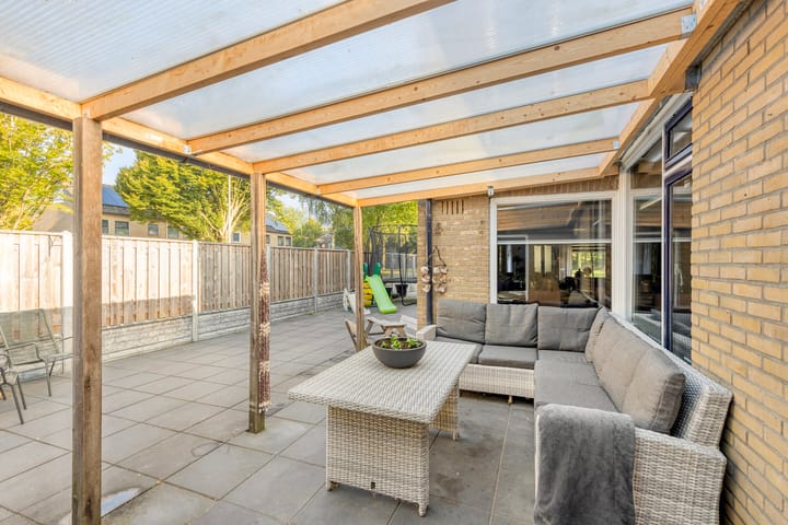 Photo 36 of Nasakonstraat 2