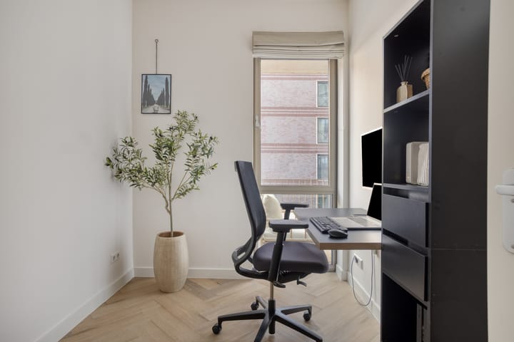 Photo 17 of Kanseliersplein 170