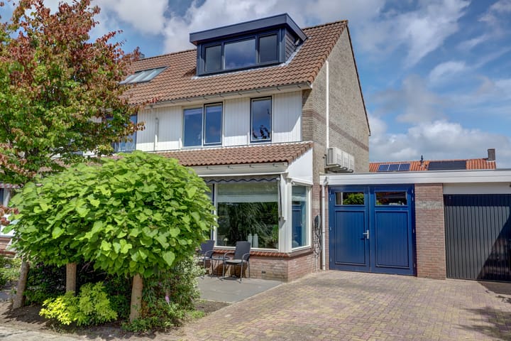 Dokter de Witstraat 6