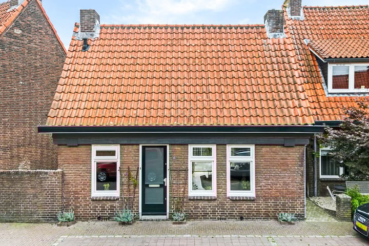 Photo 2 of Sint Rochusstraat 13