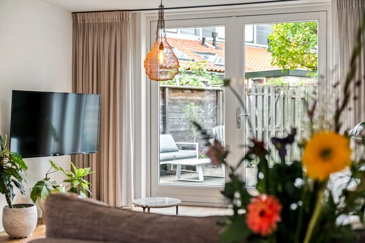 Photo 8 of Sint Rochusstraat 13