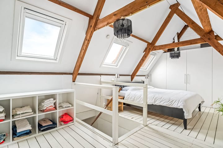 Photo 24 of Sint Rochusstraat 13